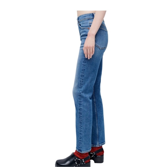 Re/Done Extra Stretch 70s Straight Denim Jeans- in Laguna - Picture 3 of 5